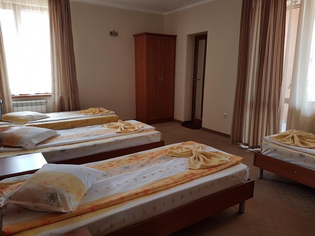 Guest House Markovi Aheloj Kültér fotó