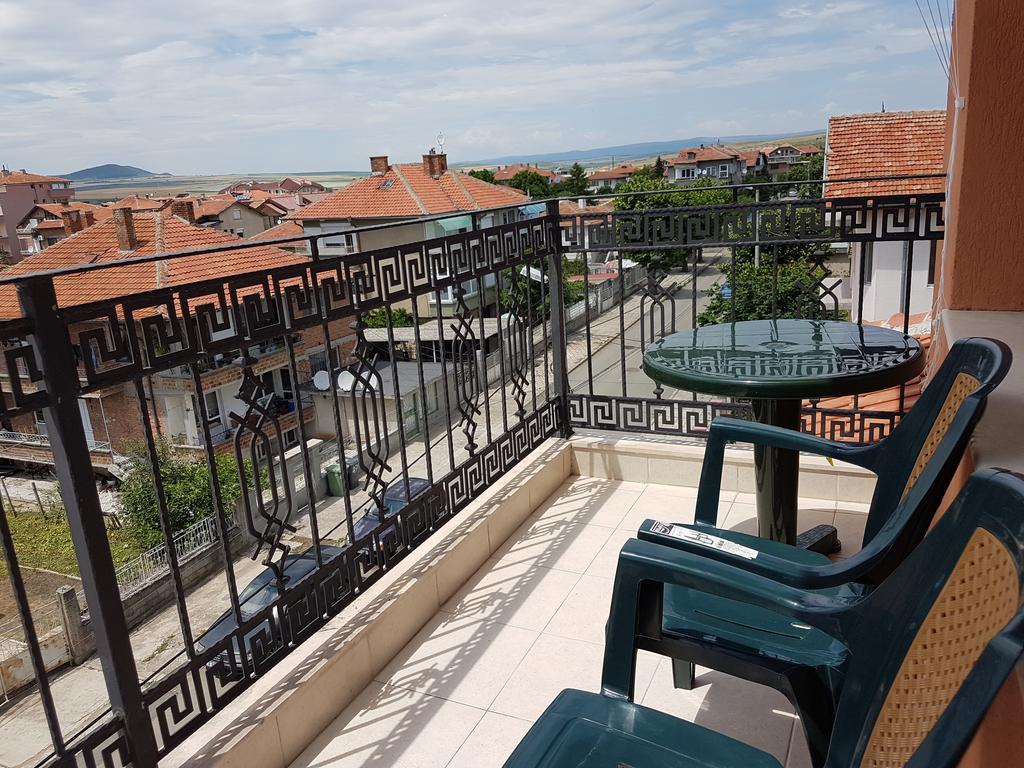 Guest House Markovi Aheloj Kültér fotó